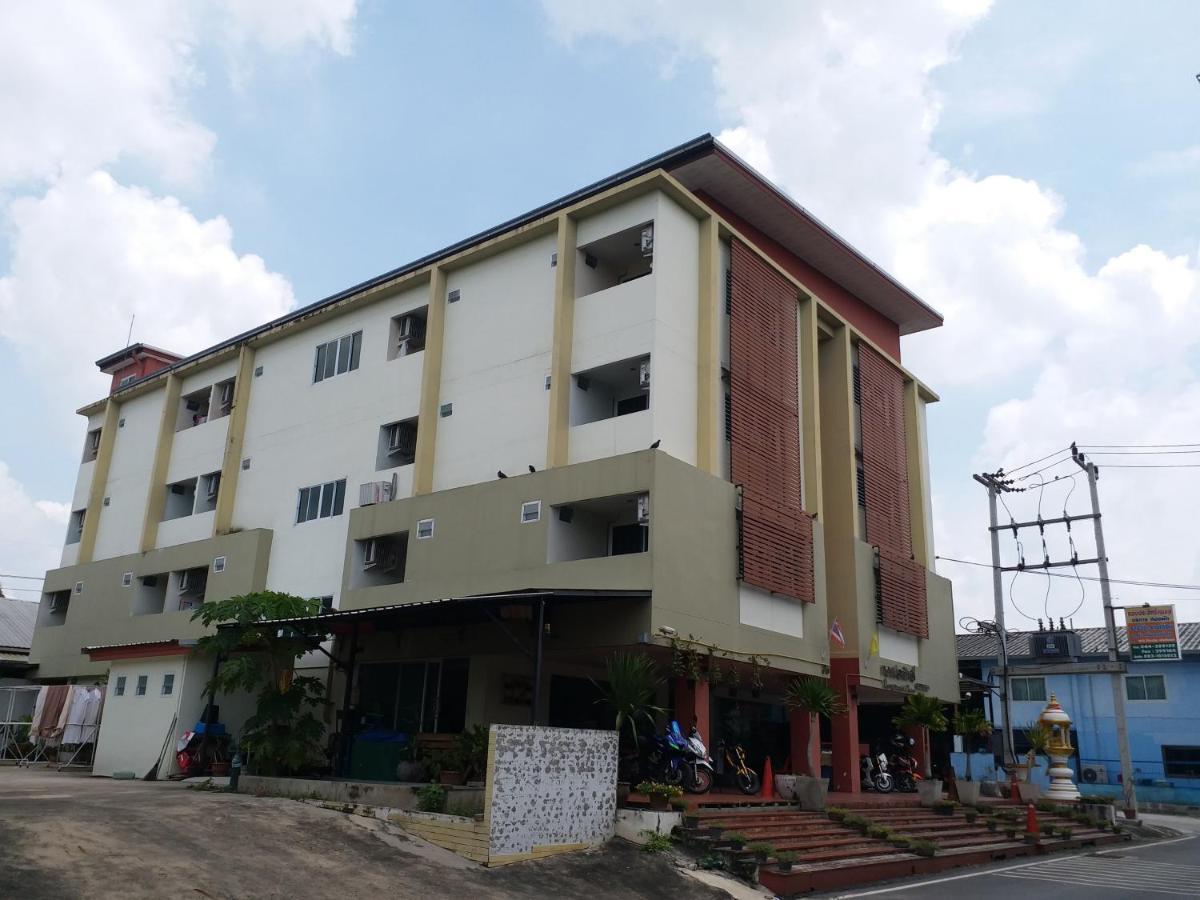 Tongprasit Place Nakhon Ratchasima Exterior photo